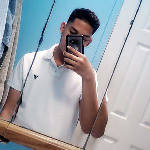 Meet your Posher, Aron